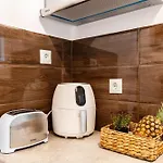 Elena's Cozy & Nest Inn Kalamata