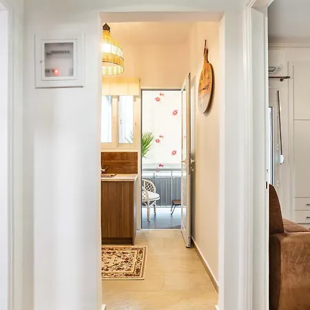 Elena's Cozy & Nest بيت ريفي كالاماتا