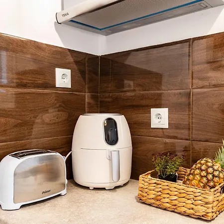 Elena's Cozy & Nest Inn Kalamata