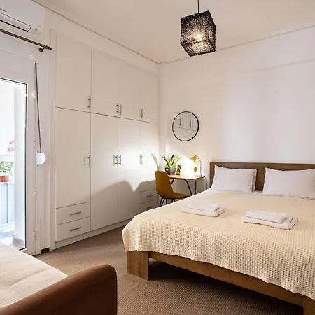 Kro Elena's Cozy & Nest *