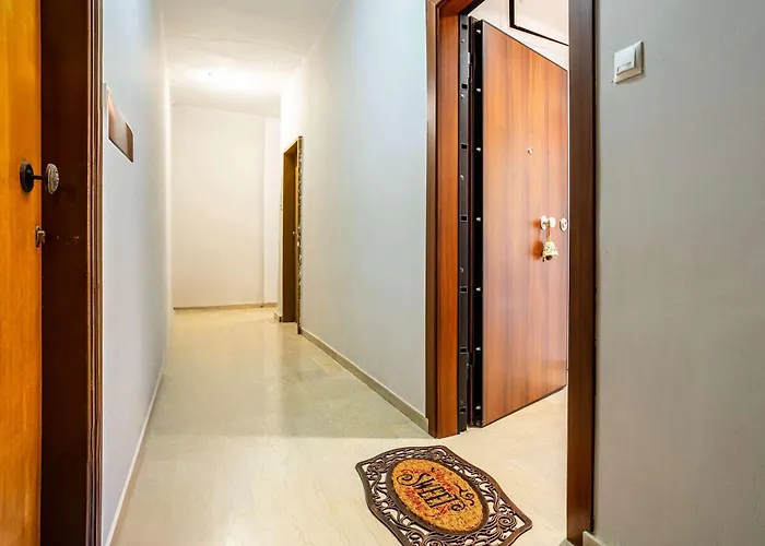 Elena's Cozy & Nest 칼라마타