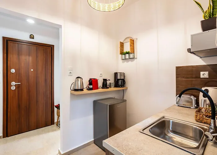 Elena's Cozy & Nest *